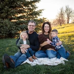 Meet your Posher, Launa